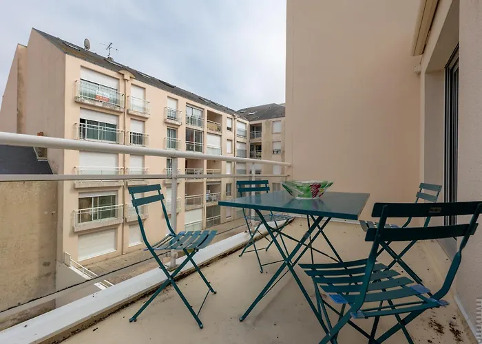 1 Chambre, Balcon Et Acces Direct A La - Fr-1-197-596 公寓 *